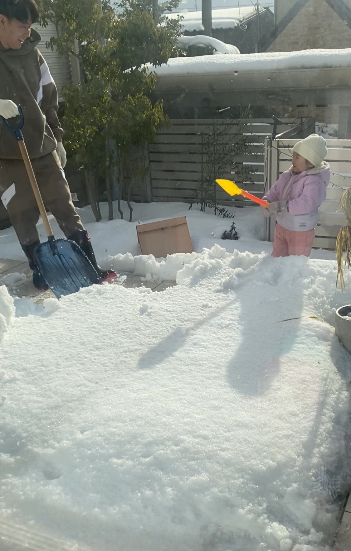 雪かきでトレーニング